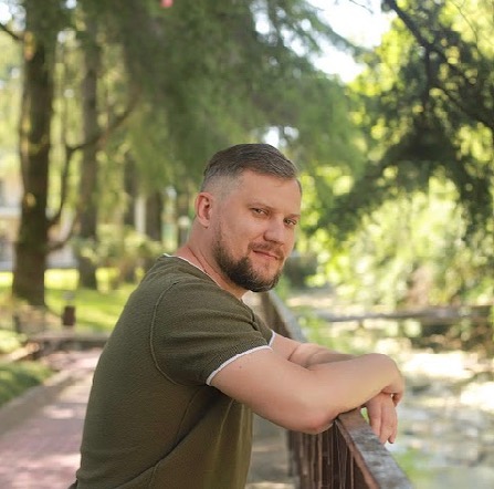 vladislav_slivin в LOOKY — Пост знакомство!
Я - Владислав, технический специалист он - 