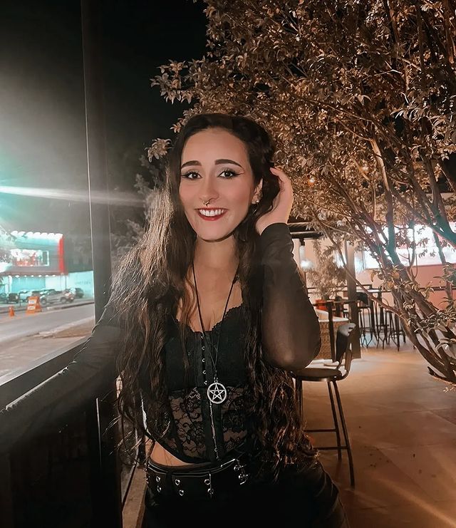 ⸸𝓛𝓸𝓻𝔂 ⸸ в LOOKY. . 🦋