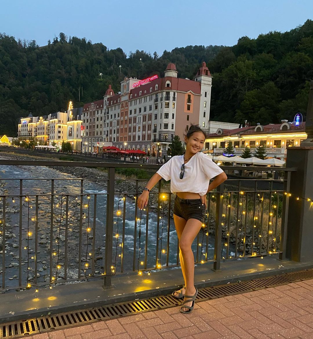 Воскресенье, день рожденья у тебя 🎉
Поздравляет твоя близкая родня 🎉
С утра подарки, телеграммы, звонкий смех 🎉
Сегодня праздник для всех 🎉

@mkytalyyna с Днём Рождения 🥳 с достижением совершеннолетнего возраста! 

Ты стоишь на пороге взрослой осмысленной жизни, перед тобой открыты все пути и дороги. Все самое лучшее ждет тебя впереди 😍

Пусть все мечты сбываются ✨ 

Мы тебя любим ❤️