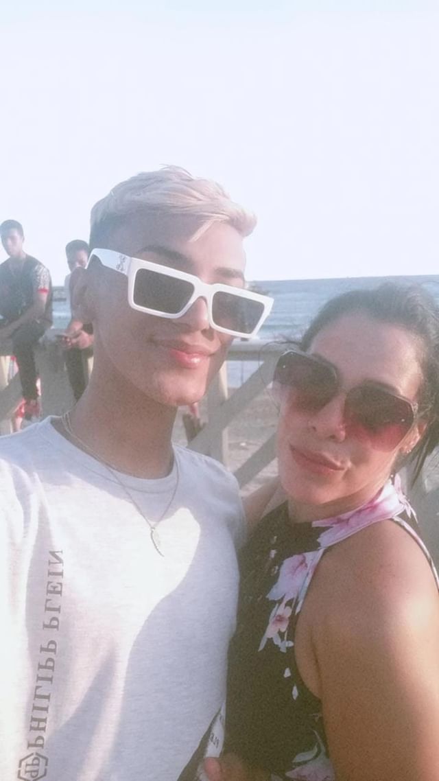 anyergutierrez2710 в LOOKY. . 💖🤗
Yus Dirox 
Jenn...