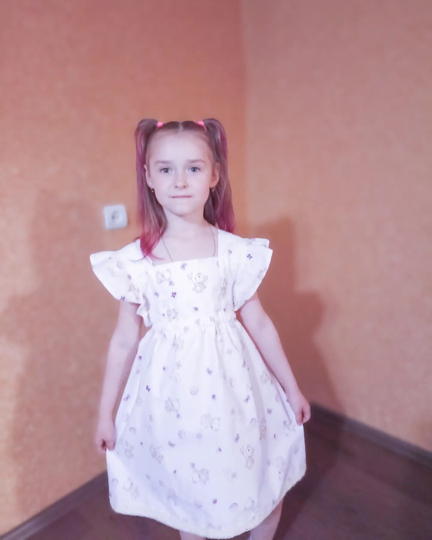 sophia_khlebnikova в LOOKY. #платье,#ручнаяработа,#эксклюзив,#девочкикрасавицы. Ещё один фото привет...