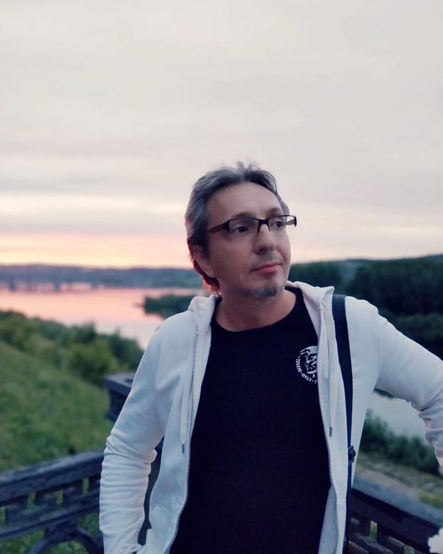 segal_yaroslav в LOOKY. . null