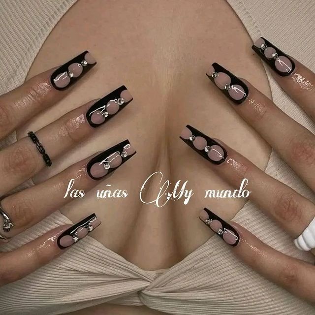 manicurapro102 в LOOKY. . Atención!!!!
Chicas ...