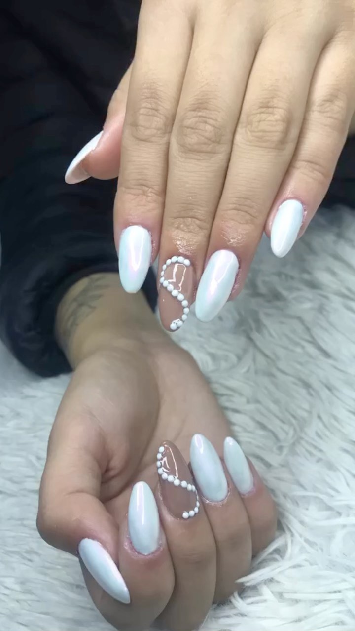 raquelbrazdesignerdeunhas in LOOKY. . Mas existe um Lugar ...