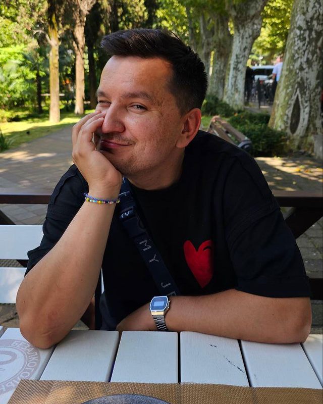 borismaksudov в LOOKY. . Прилететь из Москвы ...