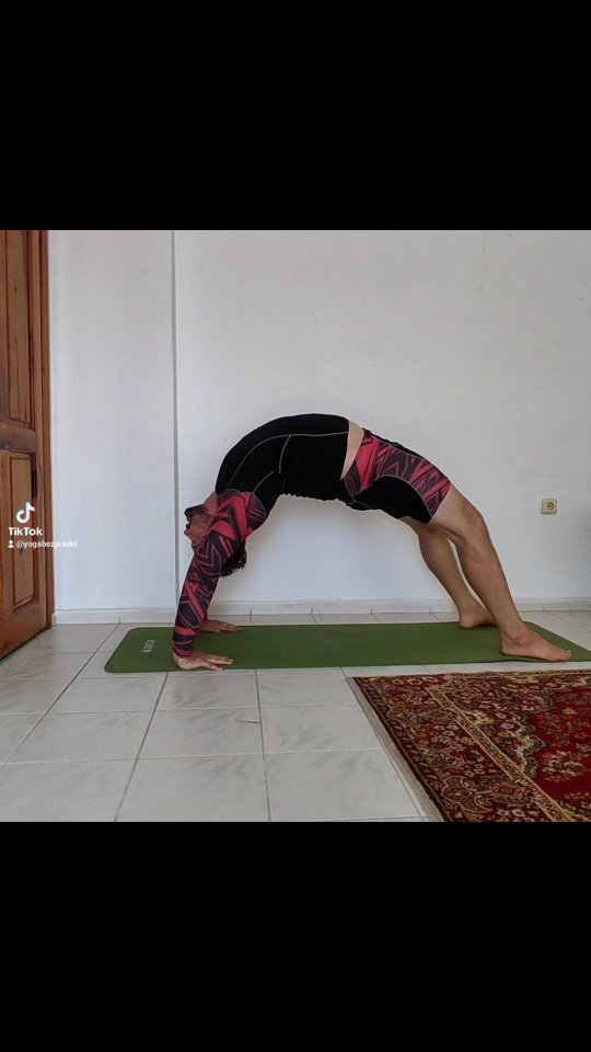 yoga_sergey_lomov в LOOKY. . null