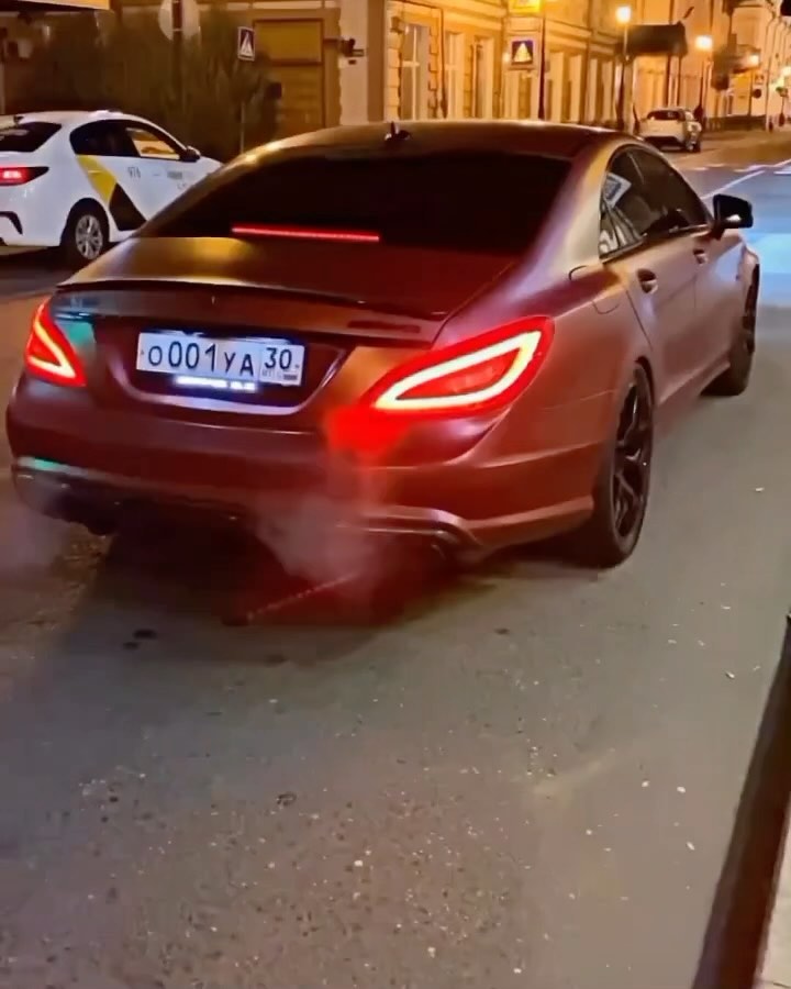 Amg в LOOKY. #w218,#cls550,#cls500,#cls55,#cls63,#cls63amg,#cIs400,#cls250,#cls450,#cls63s,#cls53,#clsgang,#cls55amg,#cls350,#mercedescls,#w218,#clsamg,#mercedesbenzcls,#cls53amg,#c257,#c219,#cls,#c218,#cls500amg,#cls550amg,#clsclass. 🍌
CLS W218
⠀ 
@benz...