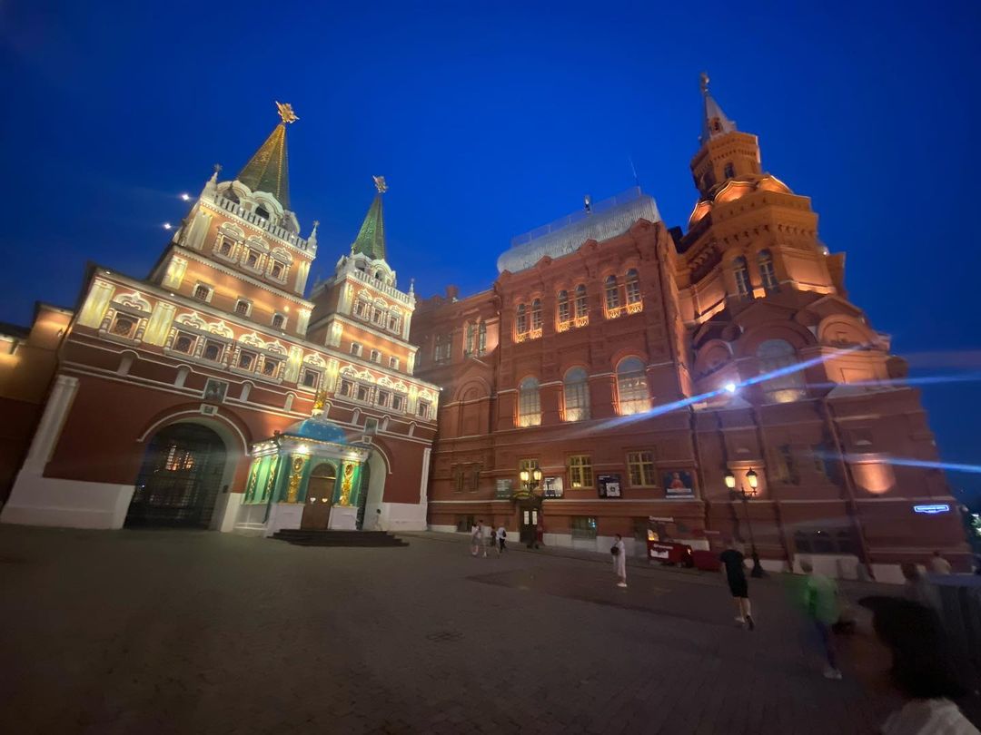 Мой пламенный привет из Москвы