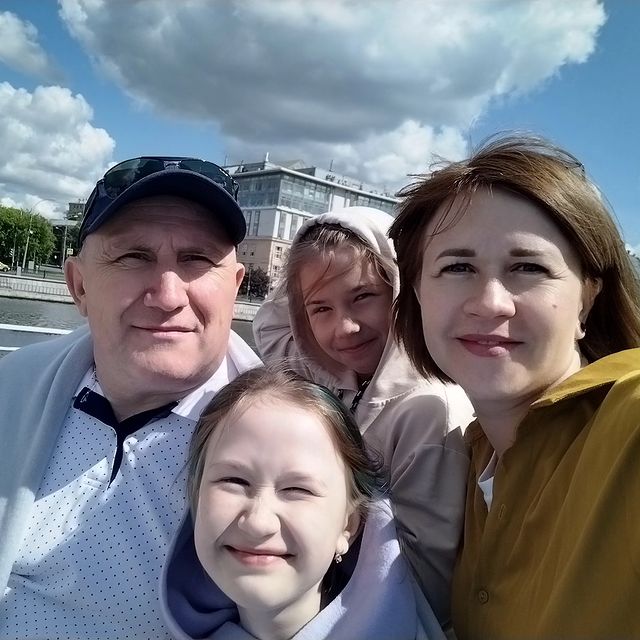 kornatskaya_zinaida в LOOKY. . С праздником!! Храни...