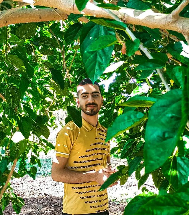 Mohammad Mustafa в LOOKY. #instagram,#threads. ولو يأتيني هاربا من ...
