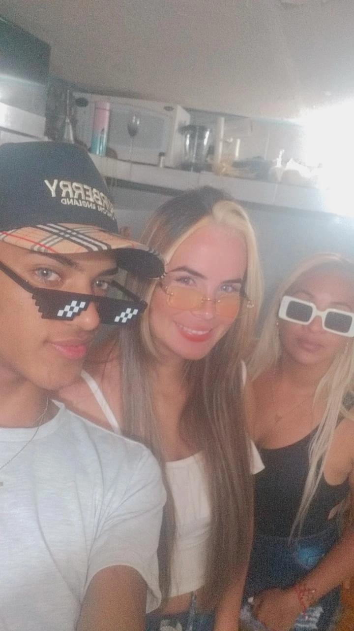 anyergutierrez2710 в LOOKY — 💎✨
Junnyazotes Akani Gutierrez 
Michell Araujo