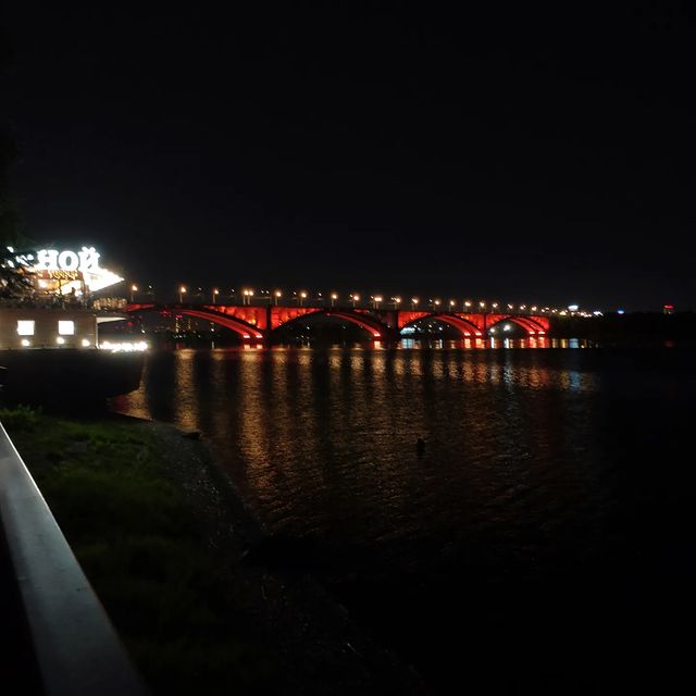 _dinkey_khan в LOOKY. . null