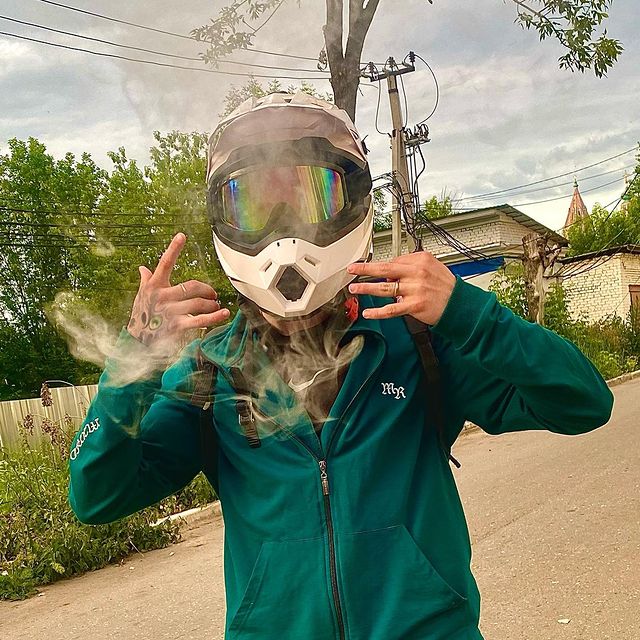 exvan4ik в LOOKY. . null