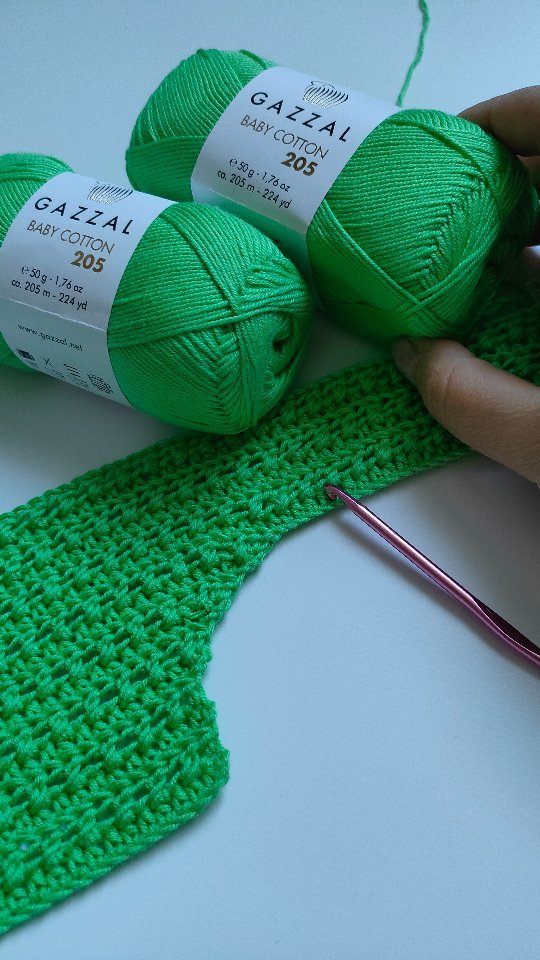 av.guzhova в LOOKY. #майкакрючком,#майкалетняякрючком,#вяжеммайку,#crochetpattern,#crochetlove,#crochet,#gazzalbabycotton,#gazzal. Наслаждаюсь зеленью)...