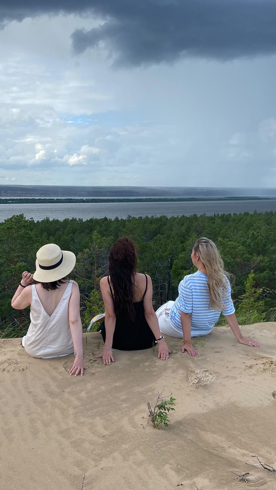 neustroeva_anna в LOOKY. . Астык күннэр🌿☀️