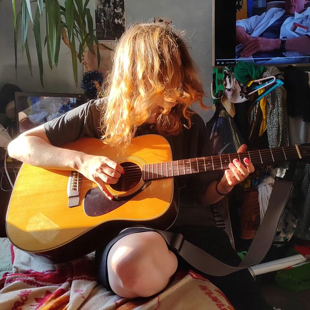 ellezrore в LOOKY. #photography,#art,#guitar,#evening,#photo. #photography #art #g...