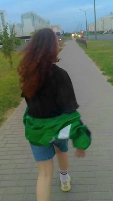 _violettikks в LOOKY. . Прыгаю как Майкл Джо...
