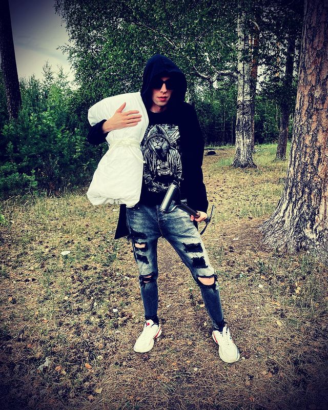 maxon_1st в LOOKY. #singer,#drummer,#музыкант,#барабанщик,#клип,#backstage,#бэкстейдж,#clip,#soon,#comingsoon,#new,#song,#скоро,#новинка,#песня,#style,#стиль,#2023,#summer,#лето,#july,#июль,#екб,#екатеринбург,#photo,#фото. New 🎥 is coming soo...