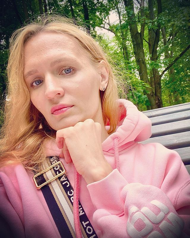 bryuhanovass в LOOKY. . null