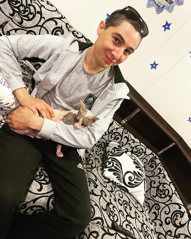 vlad_23_96 в LOOKY. #лысыйкошка. #лысыйкошка