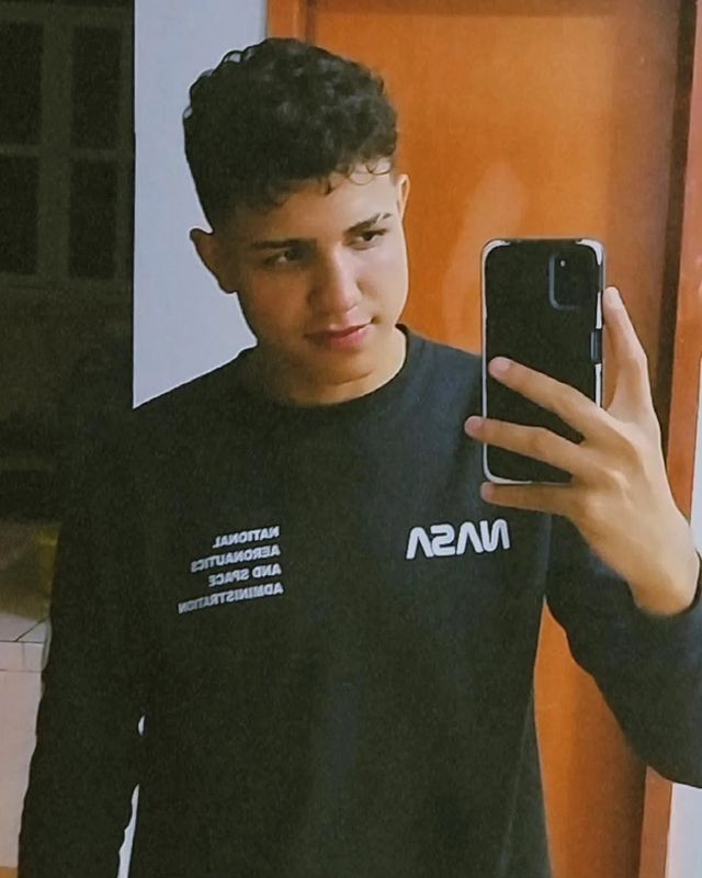 acvedomanuell в LOOKY. . Black🕷️