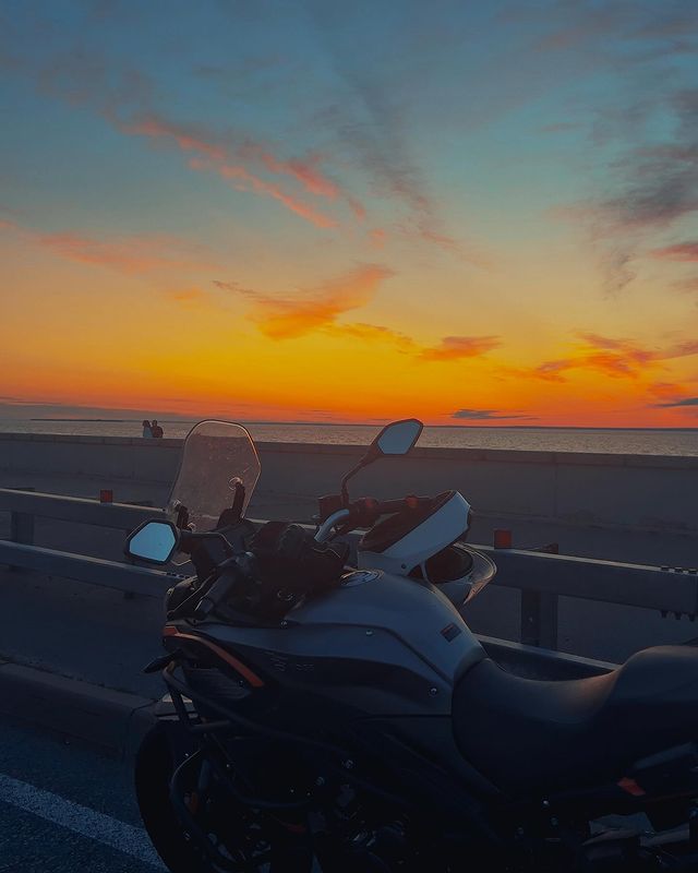 mikhail_ryzhov в LOOKY. #moto,#motorcycle,#мото,#russia,#bike,#мотоцикл,#motolife,#instagood,#fiveadvancedgloves,#voge,#vogerussia. #moto #motorcycle #м...