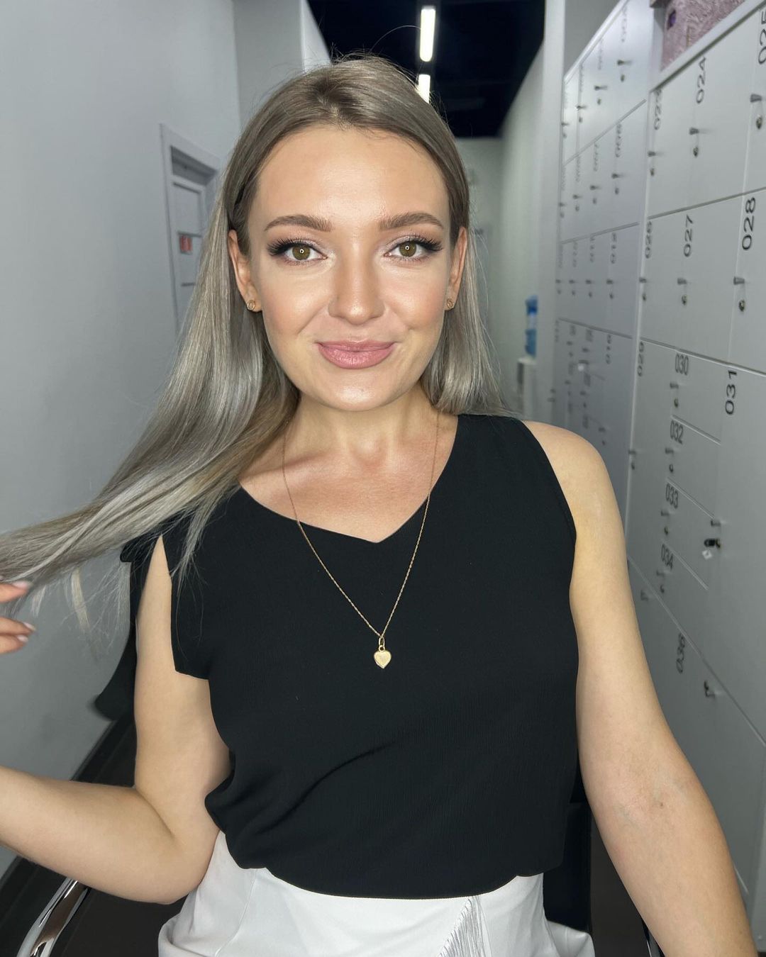 Настроение поднимается в космос, когда тратишь баблишко на себя😁 Так и должно быть💁🏼‍♀️ Женщина - это украшение мужчины. Украшение должно быть ухоженным проф средствами, опрятным, счастливым, самым любимым😍😍😍
#Женщина #любовь #доброта