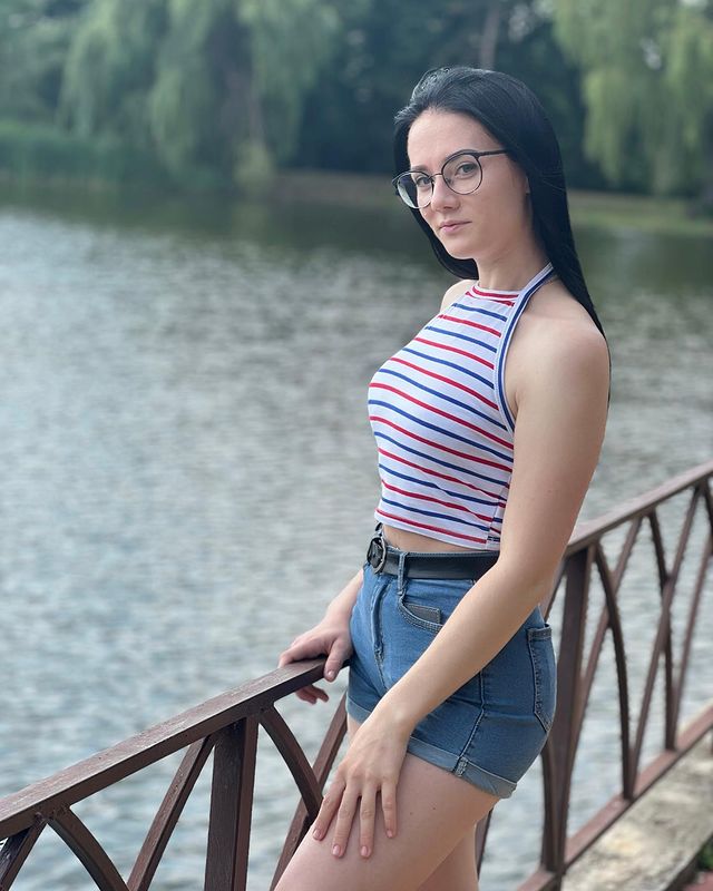 l_e_alena в LOOKY. . null