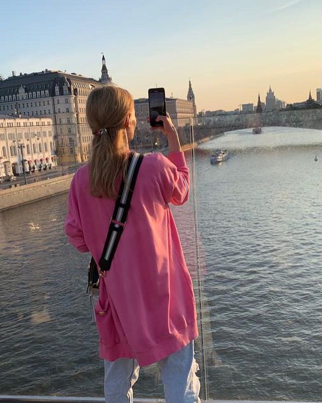 bryuhanovass в LOOKY. . null