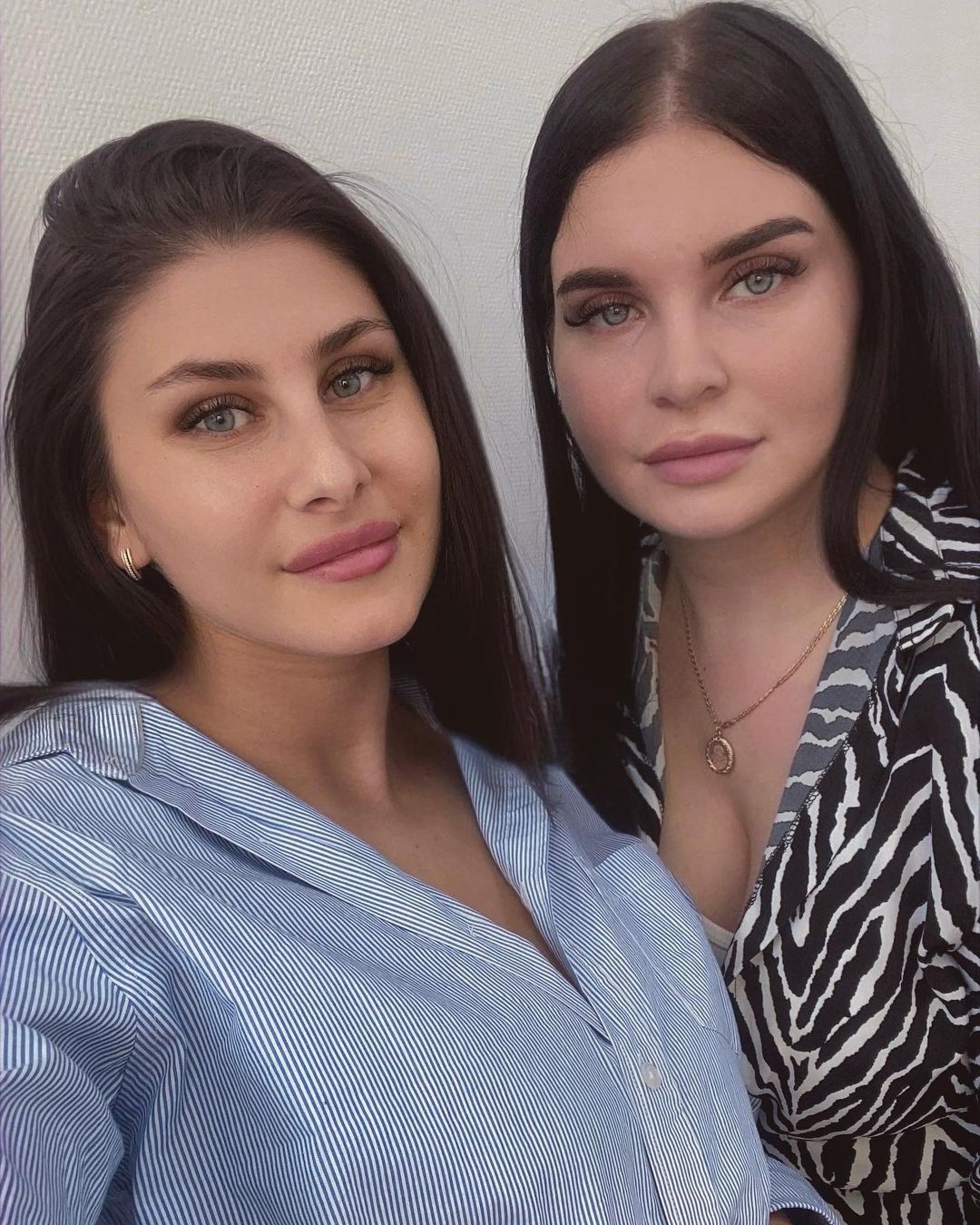 poli763490 в LOOKY — Встреча с подругой любимой💖