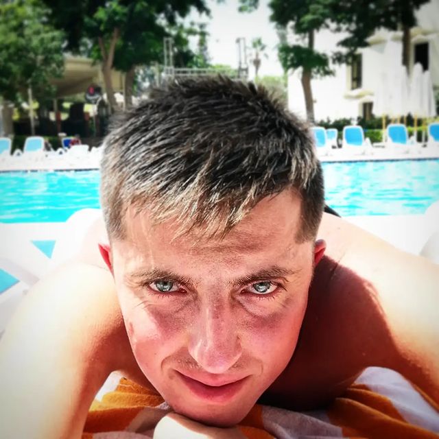 tatarin_tut в LOOKY. . null