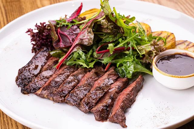 fork.restobar в LOOKY. . От кровянистого до х...