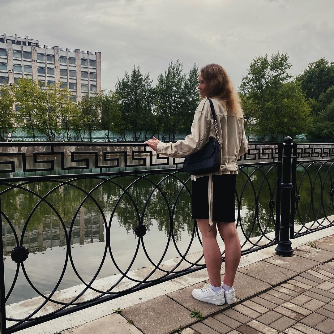 katty_serova в LOOKY — Мы - то, чем себя наполняем.

Мне хочется, чтобы люди вырвал