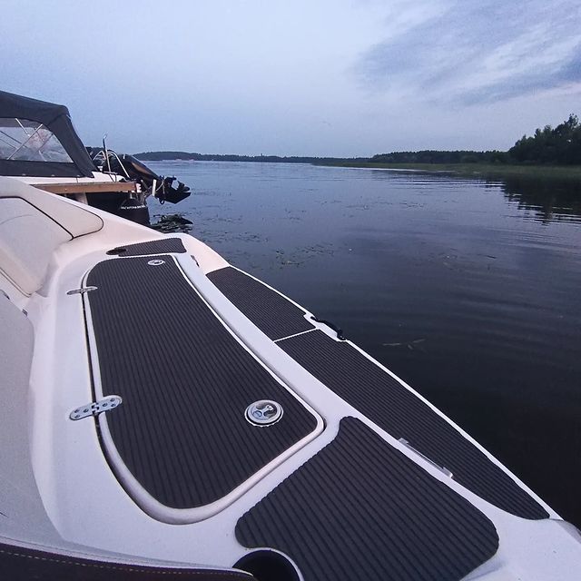 bigdeck_online в LOOKY. #палубноепокрытие,#искусственныйтик,#evateak,#yachtlife. Демонтаж старого ори...