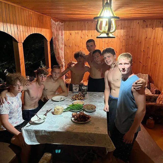 kirillkirill364 в LOOKY. . null