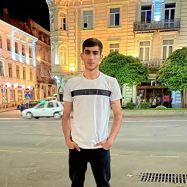 samvel.azizyan.00 в LOOKY. . null