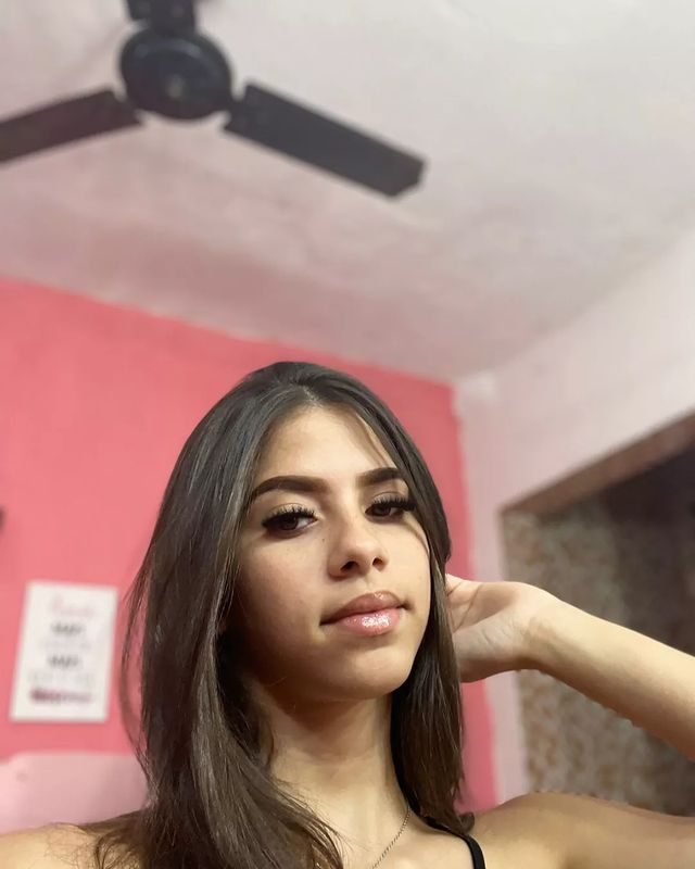 Brendaa_matoos в LOOKY. . 🎀