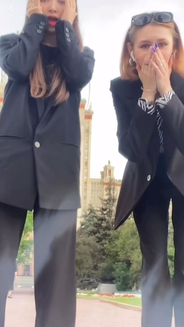 _dashene4ka_13 in LOOKY. . Бежим в счастливое б...