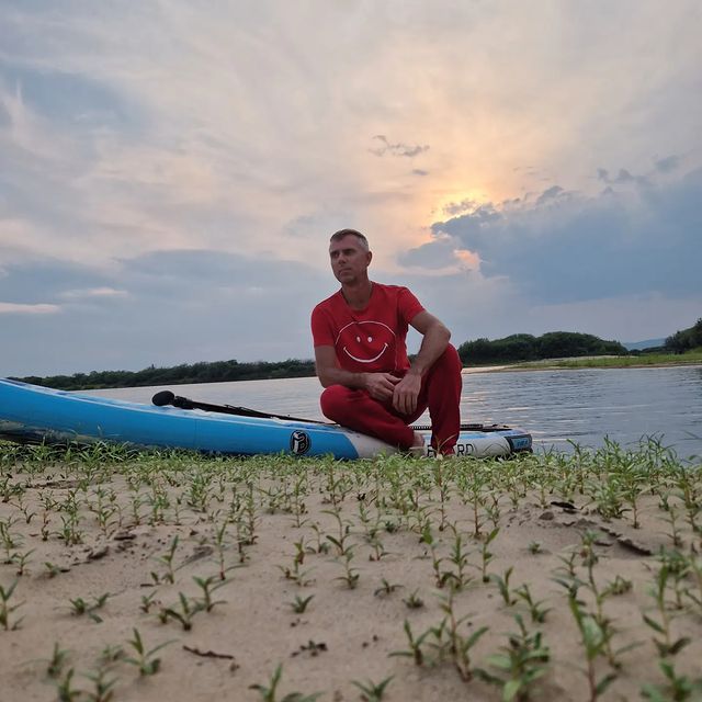 kosenko_maksim в LOOKY. #амурбатюшка,#выходные,#хабаровскийкрай,#городюности,#житьнадочаще,#максимкосенко. ВЫХОДНЫЕ С БАТЮШКОЙ…...