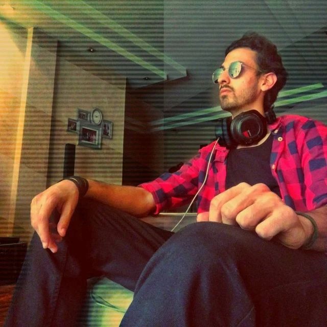 kareg.dnc в LOOKY. #dancer,#dancelifestyle,#dancers,#dance,#dancelife,#dancelover. (I'm not human, I'm ...