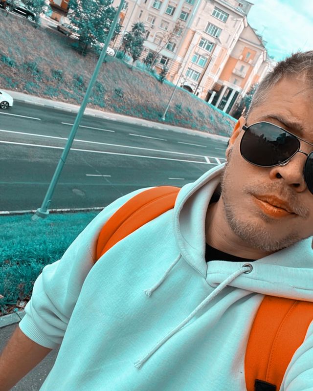 nedobloger_sm в LOOKY. . null