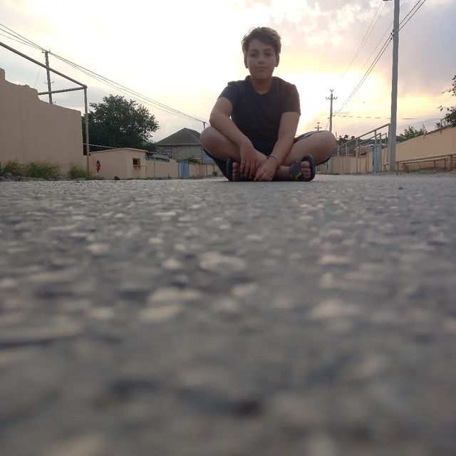 sultanov.kik в LOOKY. . null