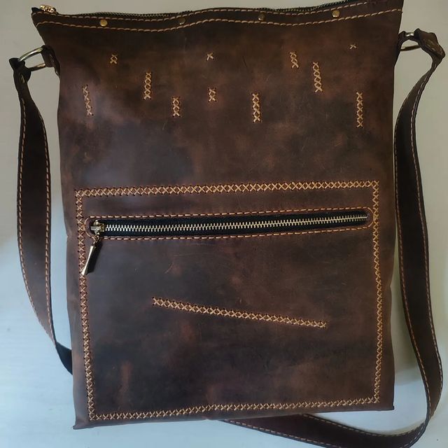 welundleathercrafts в LOOKY. #севастополь,#ручнаяработасевастополь,#изделияизнатуральнойкожи,#натуральнаякожа,#ручнаяработа,#кожанаясумка,#сумка,#сумкаизкожи,#сумкаручнойработы,#сумкаженская,#женскаясумка,#изделияизнатуральнойкожиручнойработы,#хэндмейд,#handmade,#хендмейд,#хендмэйд,#хэндмэйд,#подарок,#23февраля,#8марта,#новыйгод,#деньрождения,#подарок,#подарокжене,#подарокдевушке,#подарокженщине,#жене,#девушке,#женщине,#аксессуары,#аксессуар. Сумка женская из нат...