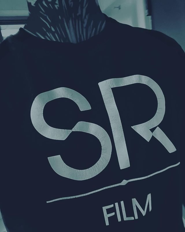 ewsov в LOOKY. #srfilm,#sagrok,#muz. #srfilm #sagrok #muz