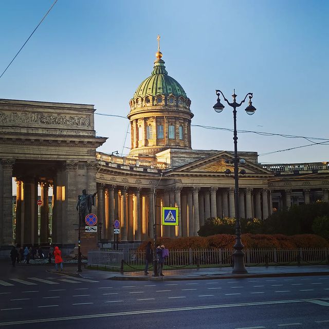 spb_vector в LOOKY. #санктпетербург. Питерских достоприме...