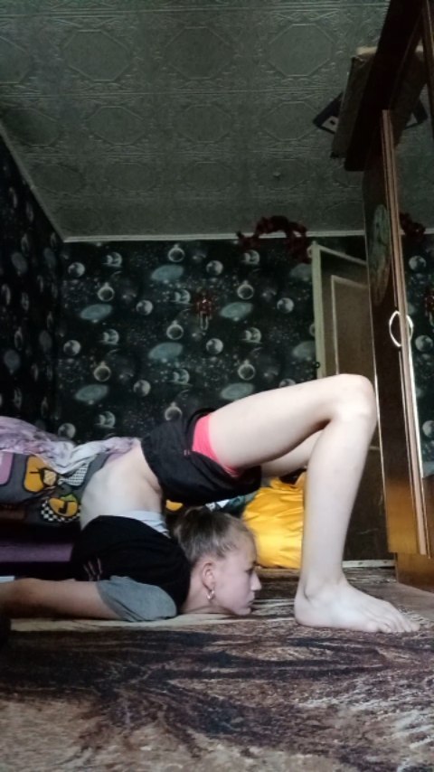 mir.acrobat в LOOKY. #гибкость,#акробатика,#гимнастика,#Спина,#спорт. Ну что ребята восста...
