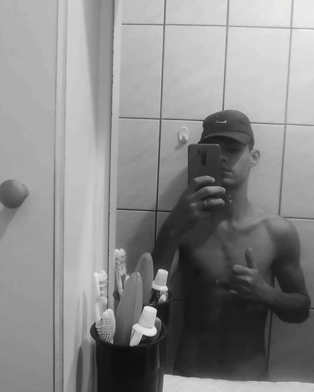 gabriell2k30 в LOOKY. . Minha faculdade é a ...