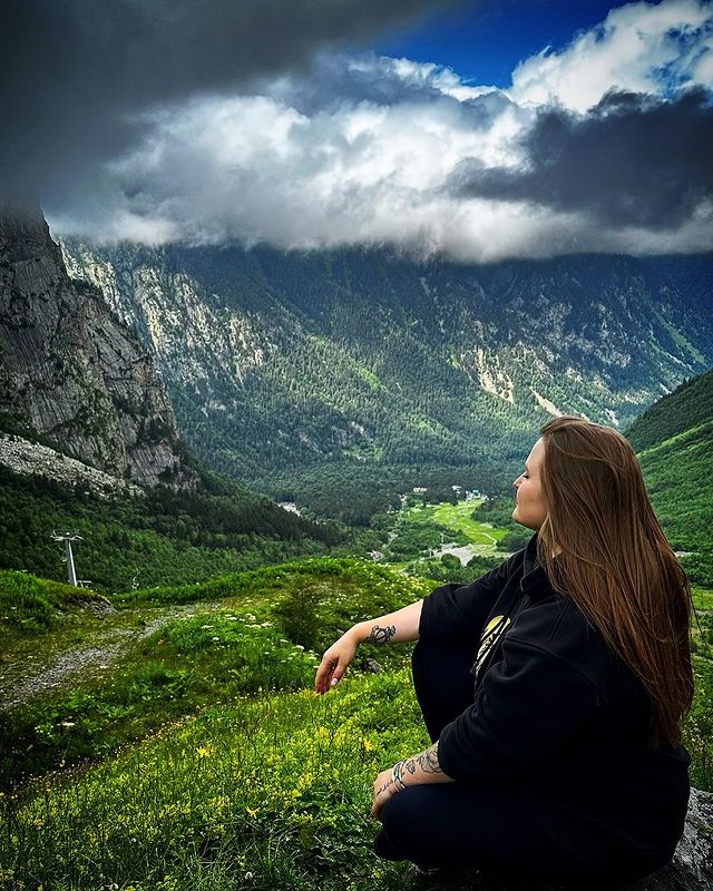 v.khnmrn в LOOKY. . 🏔️🩵