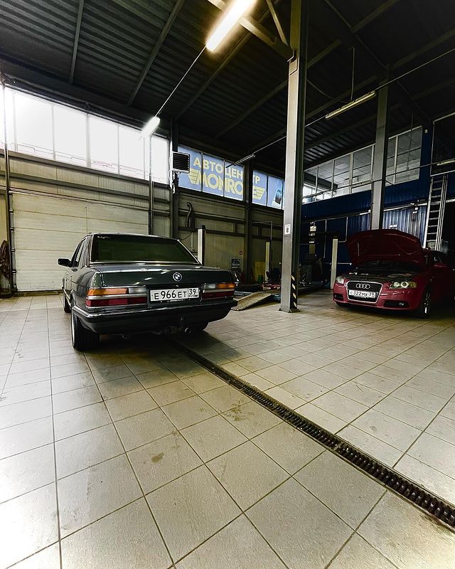 mr.medko в LOOKY. #berlin_ac,#kld,#cars,#kaliningrad,#kaliningrad_live_drive. Очень люблю играть в...