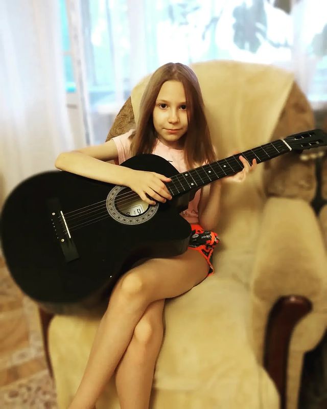 cmeshnaja в LOOKY. . null